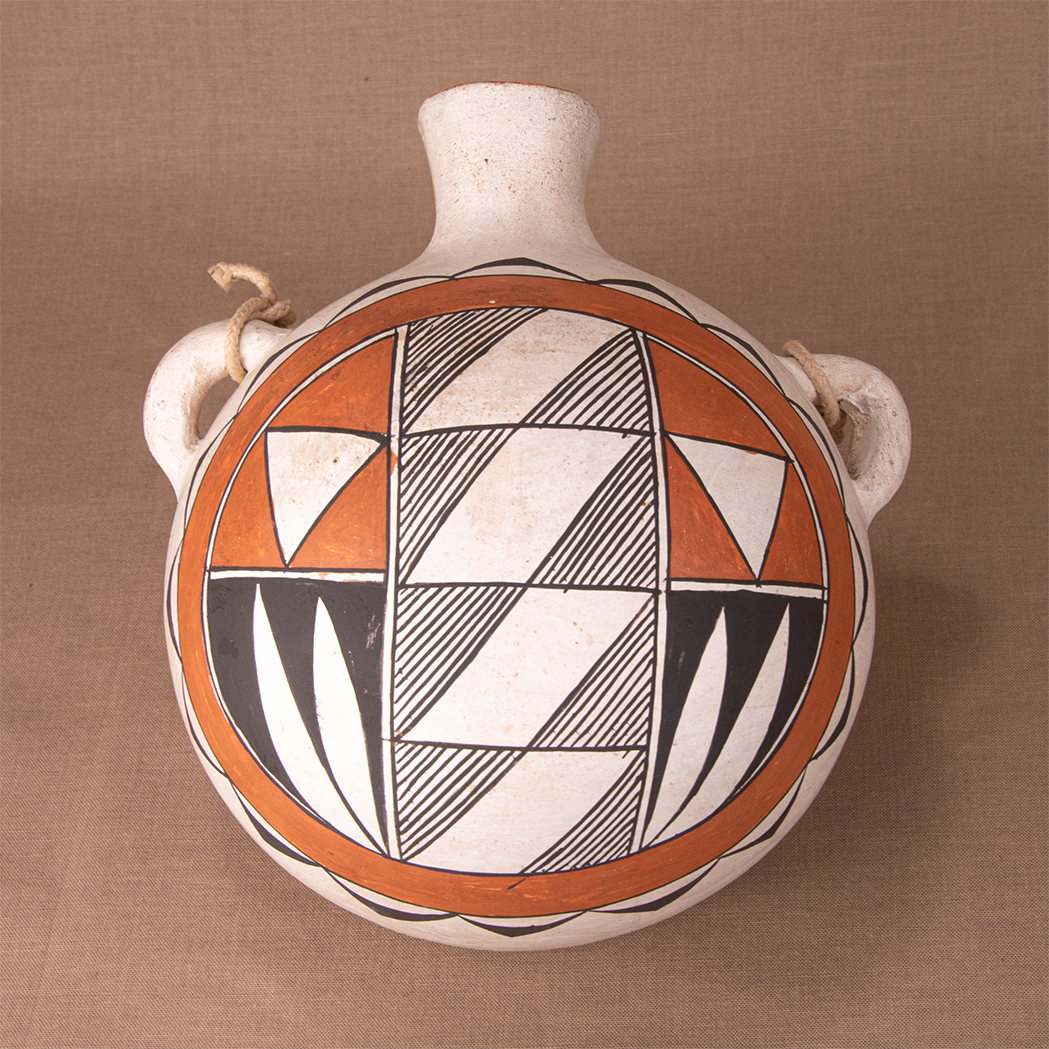 Acoma Vintage Canteen – Fine Line Geometric Design – Native Skies
